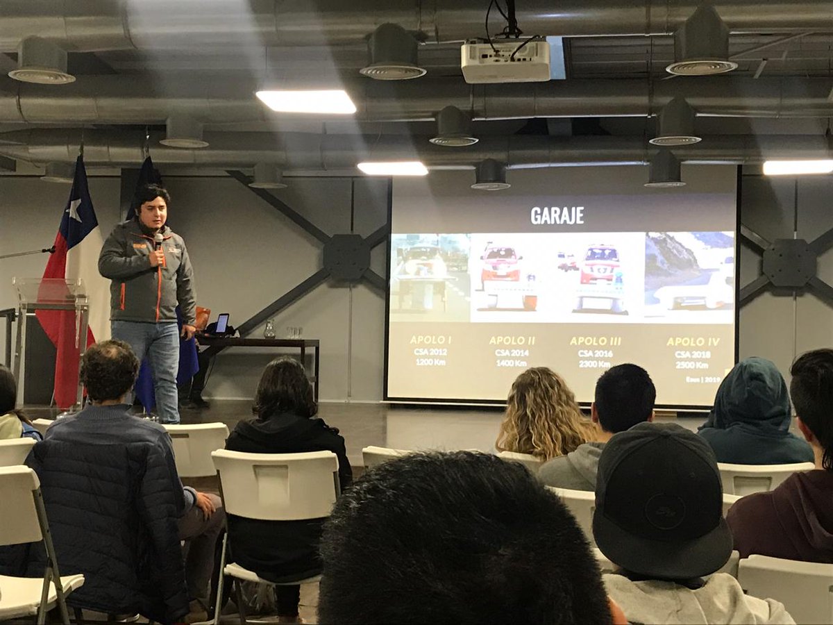 "¿Cómo construir un auto solar?", es la pregunta que a esta hora responde <a href="/EsusEquipoSolar/">Equipo Solar Usach</a> La versión de este miércoles busca entregar información a miras de la @Carrera_Solar Atacama 2020, que se realizará del 17 al 24 de octubre