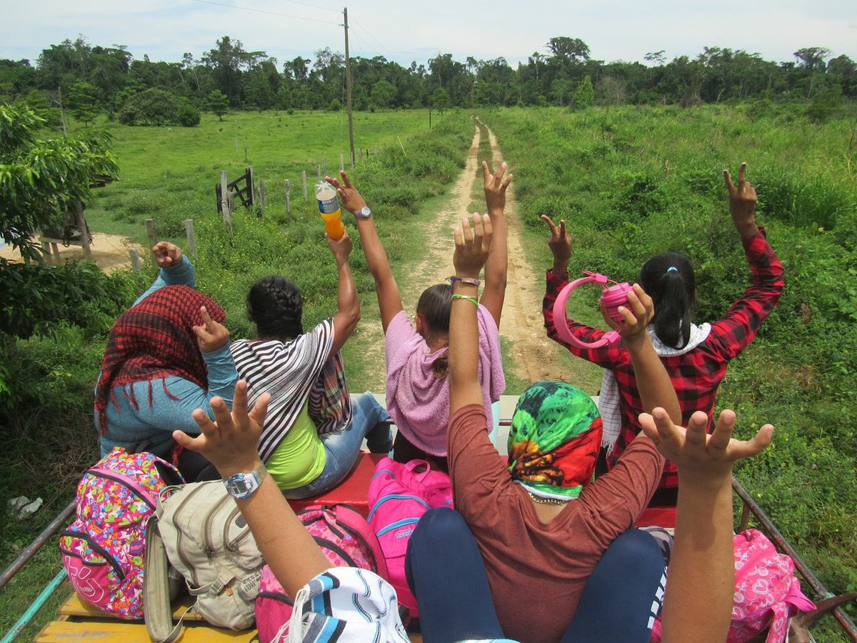 RT PrensaRural: Lamentamos profundamente el fallecimiento de la lideresa campesina, colona y una de las fundadoras ACVCRAN, Doña Esideria Duque, compañera, madre, amiga y luchadora incansable.
Un abrazo a su familia y a toda la comunidad de la región, em…