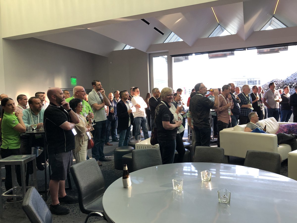 SektorAU's tweet photo. All our customers are here and we are ready to get this party started! #sektorb2f2019 #sanfrancisco #welcomefunction https://t.co/1fRdqVwRR2