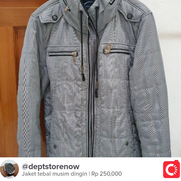 drewnyo's tweet photo. Selling Jaket tebal musim dingin Rp 250,000 https://t.co/Bu0vRPcInq #carousell @carousell_id https://t.co/cgxrMYfILj