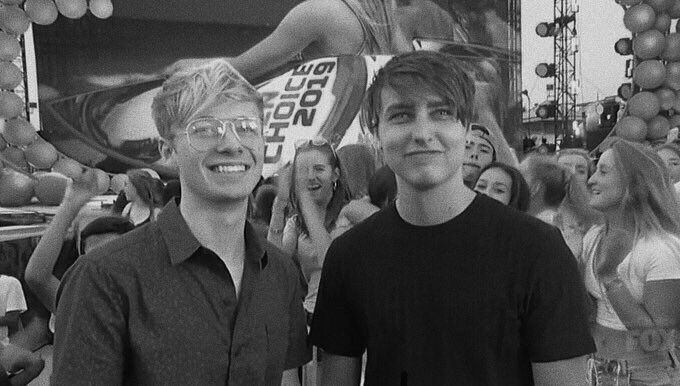colbyscaylen's tweet photo. — 𝐲𝐨𝐮’𝐫𝐞 𝐦𝐲 𝐫𝐞𝐚𝐬𝐨𝐧 ♡ https://t.co/KOX57lxeT5