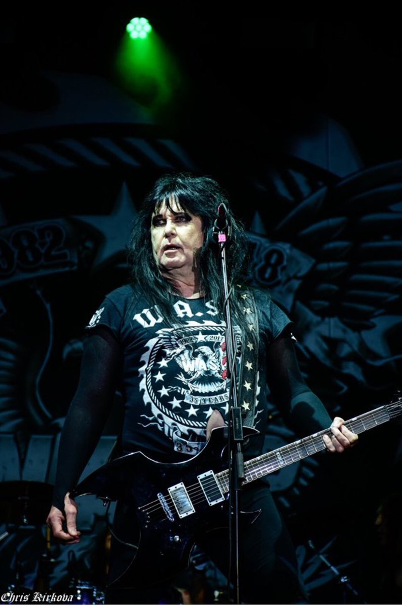 SCREAMXO1's tweet photo. HAPPY HUMP DAY HELLIONS!! Have a ROCKIN day Metal Heads and all you guys on Twitter!! And thank you for all new followers!! #WASPLIVE #DOUGBLAIR #MIKEDUDA  #BLACKIELAWLESS #HORNSUP 🤘#WASPITUP 💀💀 https://t.co/oOYH4wAXJQ