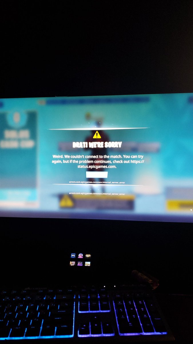 Only_Oynex's tweet photo. @epicgames Its been this way for 40 minutes now. Can i play in this tournament or what??? Im already behind now. https://t.co/jwQ1U6wTbc