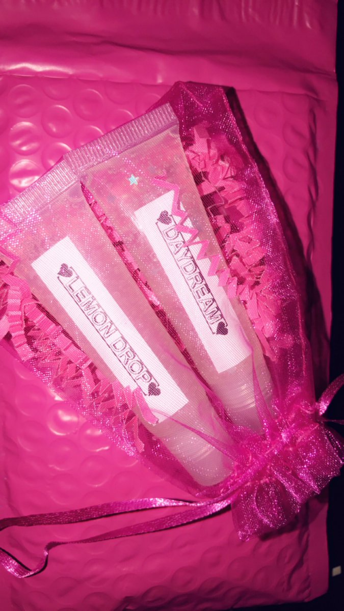 SimilienJessie's tweet photo. As of 2 days ago we sold out of “Lemon Drop” 😭 don’t forget to get yours too😘
https://t.co/A1HAfvmRuo https://t.co/C0pGQeYo3q