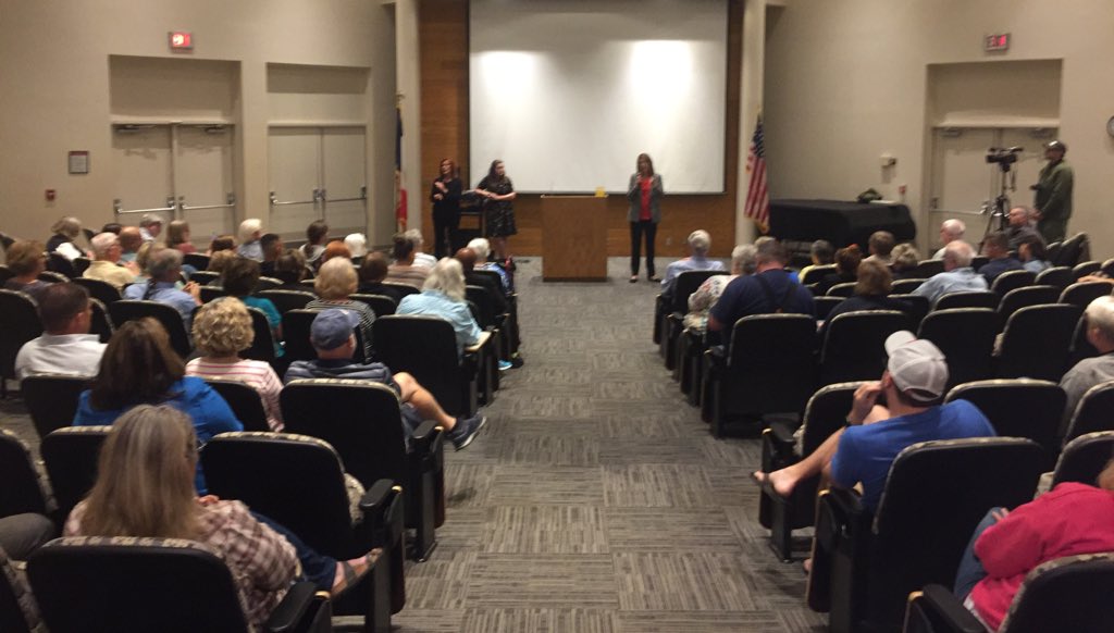 ReadyforGregory's tweet photo. Huge crowd of engaged constituents at @RepCindyAxne’s Council Bluffs Town Hall. The Congresswoman - the most accessible freshman member of Congress - is discussing her work on the #IAFlood relief, community development, rural broadband, smart Ag/Trade policy, &amp; more. #Axne #IA03 https://t.co/75e2U0Imnu
