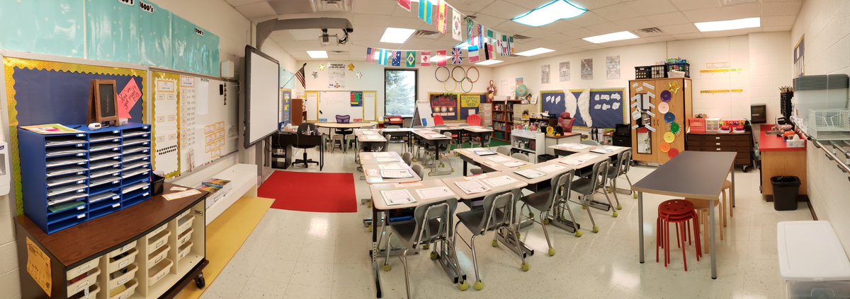 MrsKDDavis's tweet photo. I'm super excited to welcome a new group of fourth graders tomorrow! It's going to be a great year! #LCPS #teachfourth https://t.co/zIO97SfWXw