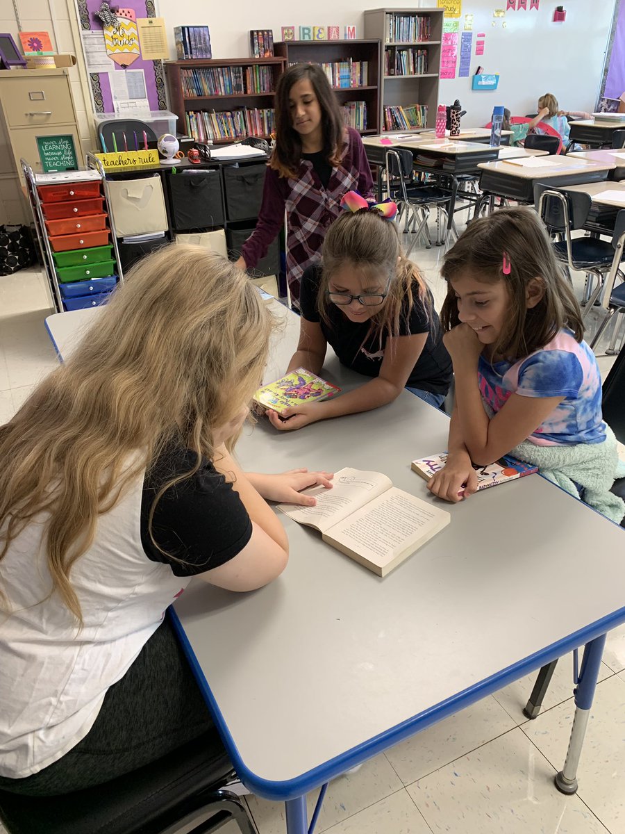 MrsGuidosclass's tweet photo. Love “opening day” of our library! The excitement of the first book of the year is contagious!#ASD4All #readersareleaders @ardmoreschool4 https://t.co/5E1RhZzbYU