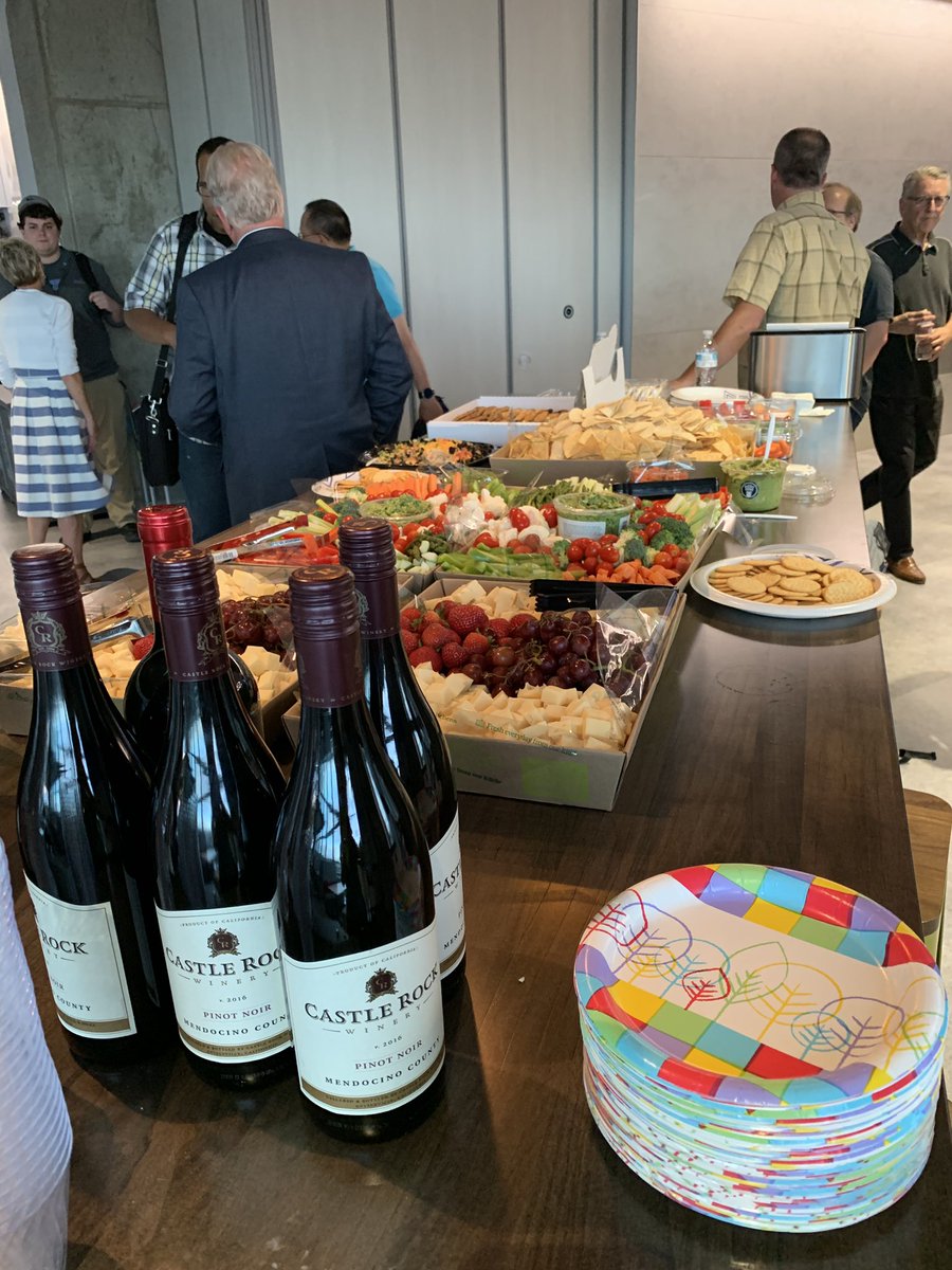 A little sneak peek of BSS tomorrow! Meet and greet w/ keynote Keith Witek #forwardfest Thanks for hosting <a href="/gener8tor/">gener8tor</a> L&amp;E clinic