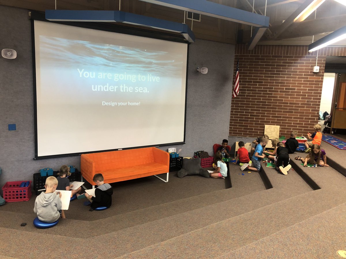 MrsEmerysClass's tweet photo. Loved seeing students using the ‘Pit of Creativity’ today to design their under water home! Thank you @TheScottFuller for your great ideas! #inspiRE4 #tozercubs https://t.co/dexZjGKo9X