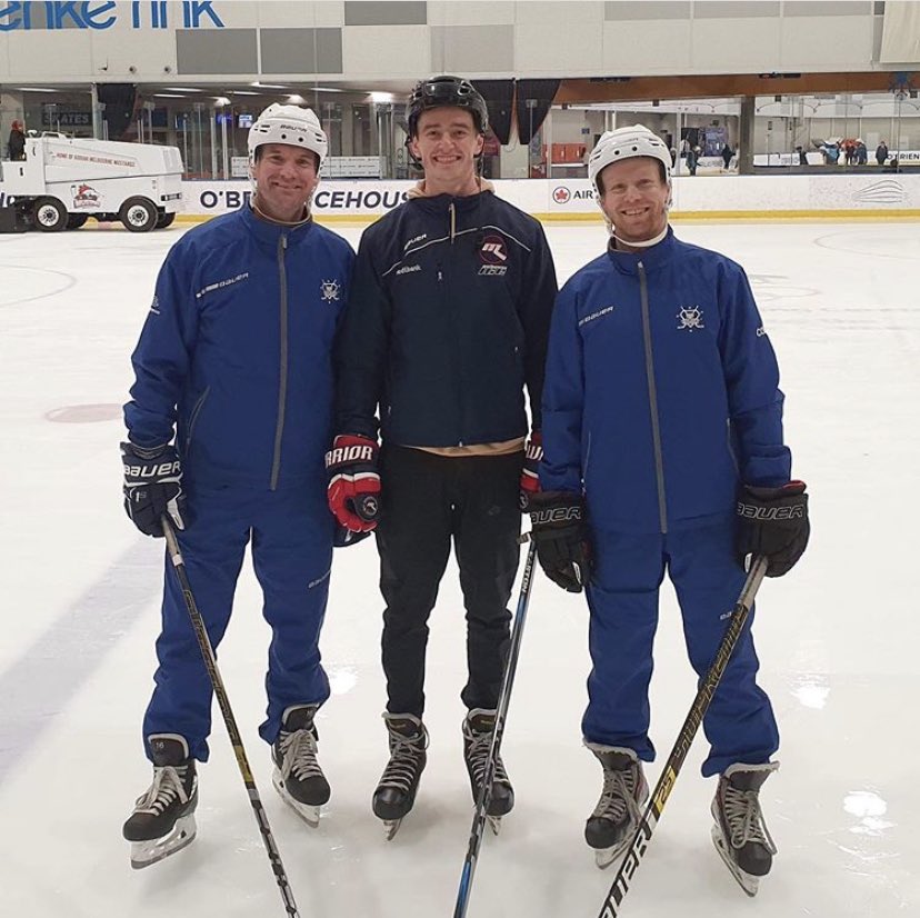 AussieJoe6's tweet photo. Hopefully you will not get benched for this picture @Jamie_Woodman https://t.co/dVoBKd3ze3