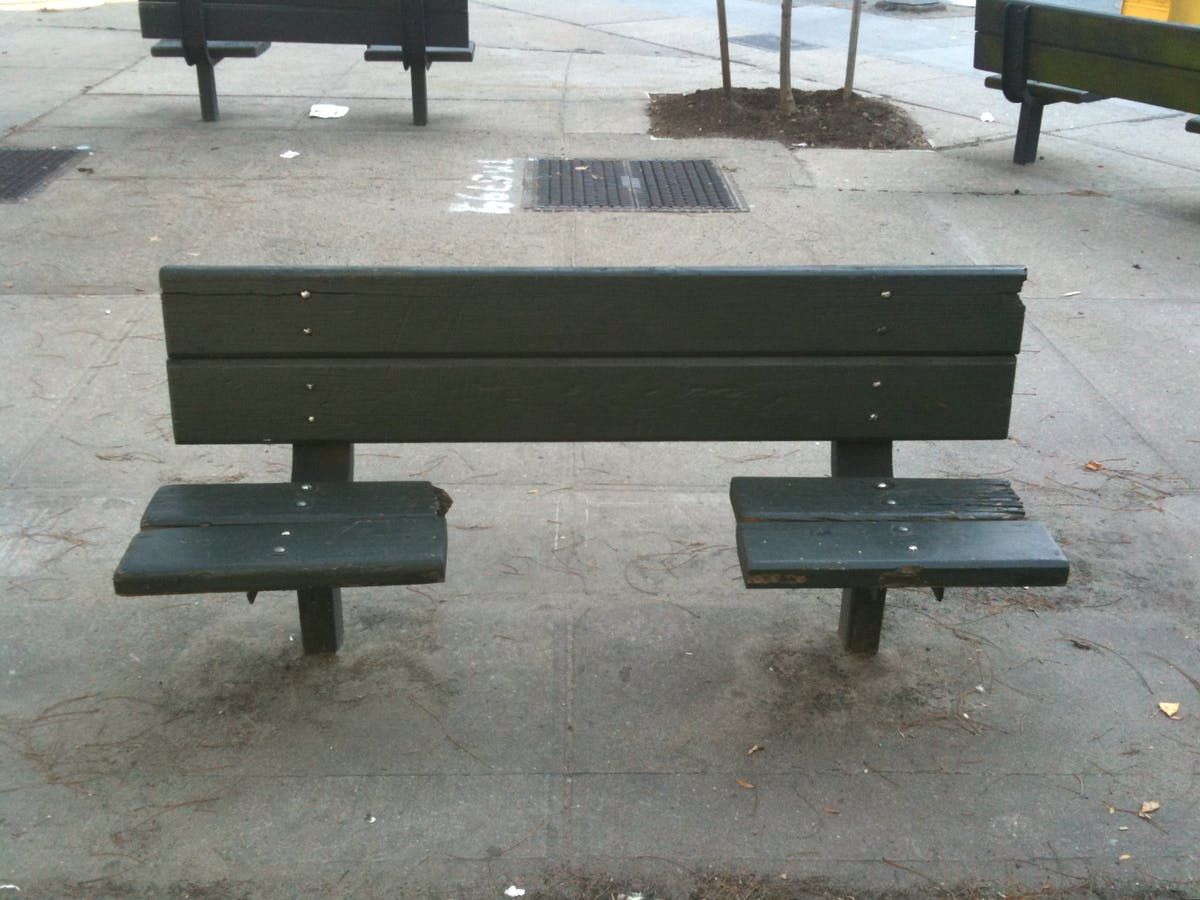 archinect's tweet image. Has the public become numb to hostile architecture? @InterboroPartne #defensivearchitecture #hostilearchitecture #publicspace 

arcnct.co/2TJVmaZ