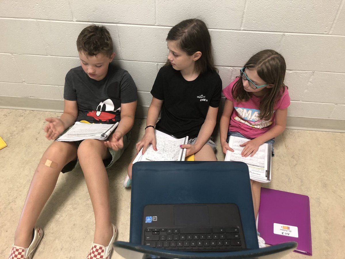 lgbarrows's tweet photo. Using Chromebooks to Flipgrid effective text-based discussions. #new4thgraders #discussionnorms #collegeandcareerskills @BESFirefly https://t.co/6gcpCmyF9u