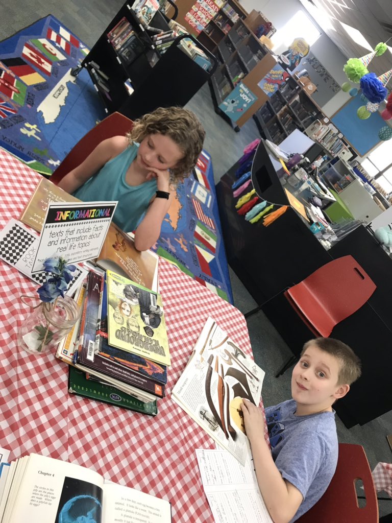 pinkssymank's tweet photo. Cafe a la Pinkerton! We are tasting our way through different genres! Great job 4th graders—— loving and finding new books! https://t.co/zeQUxAJrMq