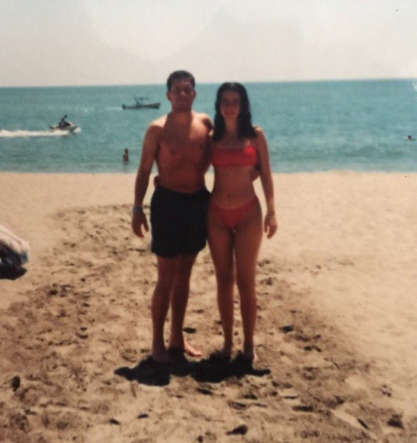 Mi mamá tenía 5 meses de embarazo en esta foto y yo ni con 6 días con diarrea me logro ver así