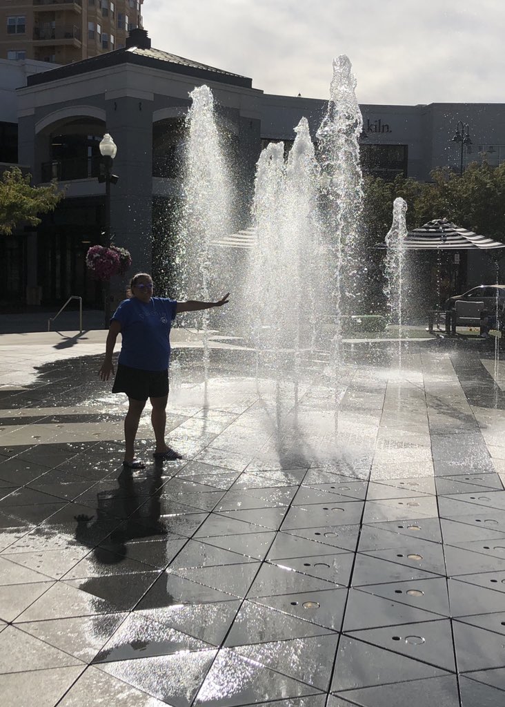 rookierhonda15's tweet photo. Day 9/14 - Started at midnight driving after the ballgame. Heading to Yellowstone. A short stop in Salt Lake City. Beautiful Olympic Legacy Snowflake Fountain. #roadtrip #14HoursOnTheRoad #ReadyForARest https://t.co/WHbwoykWDS