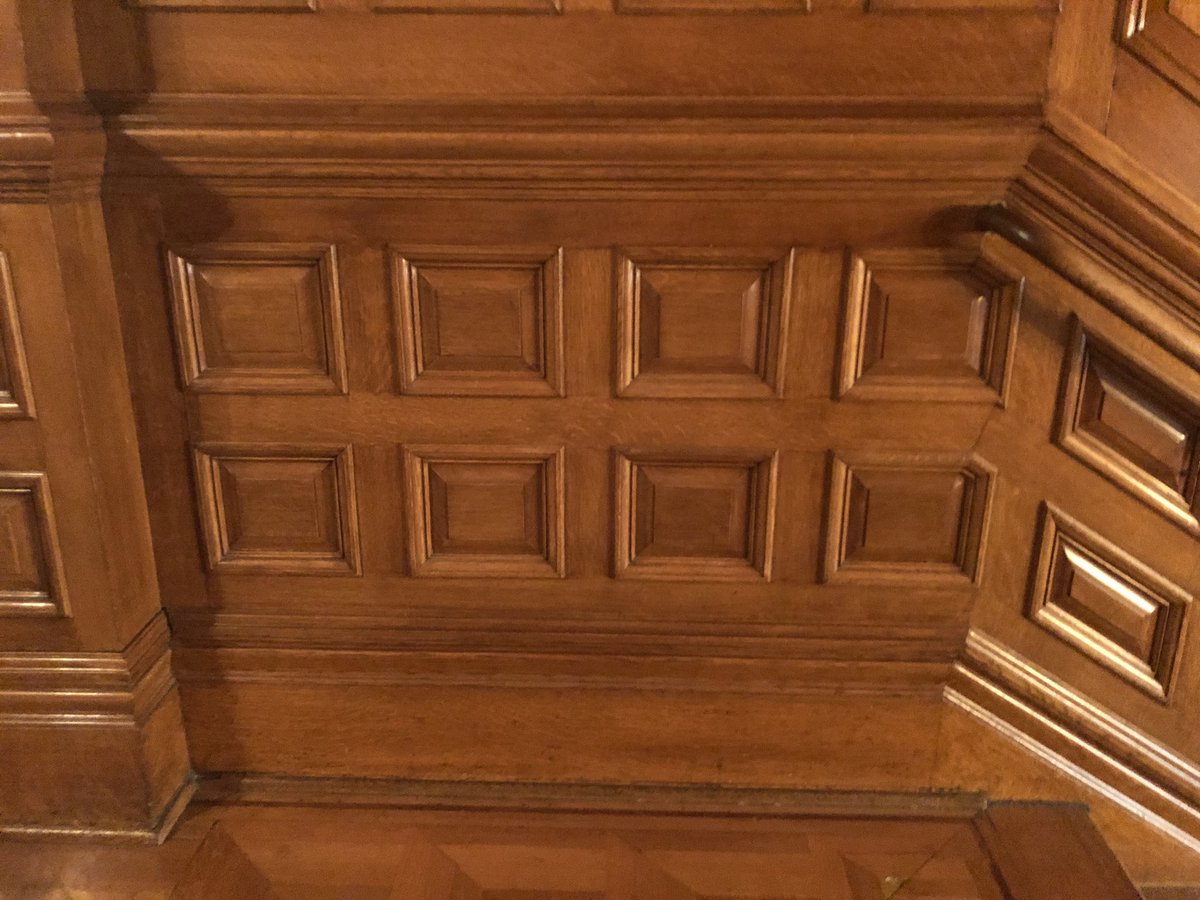jnovakowski_'s tweet photo. Arrays found in the wood finishing at Craigdarroch Castle in Victoria, BC 
#array #MathPhoto19 https://t.co/fHy7bOKgTy
