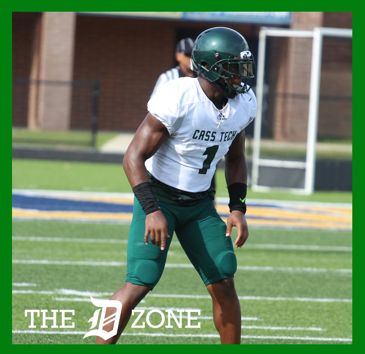 The D Zone Cass Tech 21 Lb Rb Kobe King Picked Up Offers This Past Off Season King Will Return As 1 Of The Top In State Lb Prospects T Co 6xeatpg2tj T Co Rlis8v2puf