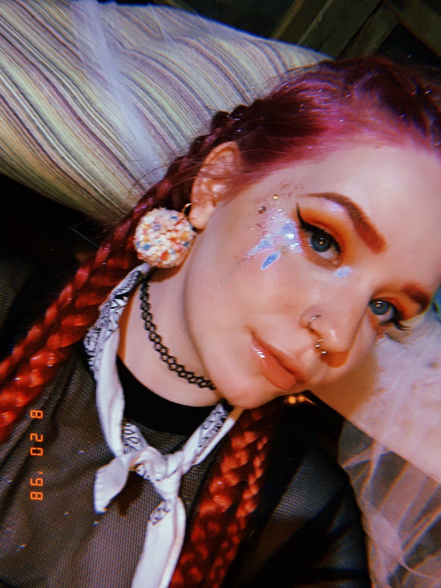 GracieLoo24's tweet photo. picture day & dance party had me feeling myself #campgritty ✨💕 https://t.co/QeSCKmdCeT