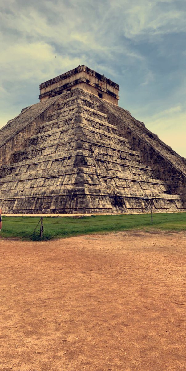 i_m07amed's tweet photo. #Mexico 🇲🇽 #Maya #Elcastillo #El_Castillo #Mix https://t.co/WxFQUFpzSh