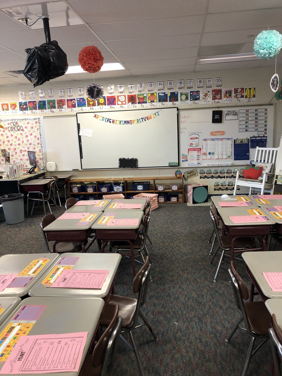 Britpriore's tweet photo. First day of year four at Elda! I have a new classroom and an awesome new group of first graders. We are going to have a great year! #RossBetterTogether #Elda #Eldarocks #FirstDayOfSchool2019 https://t.co/UyMy9IOzRg