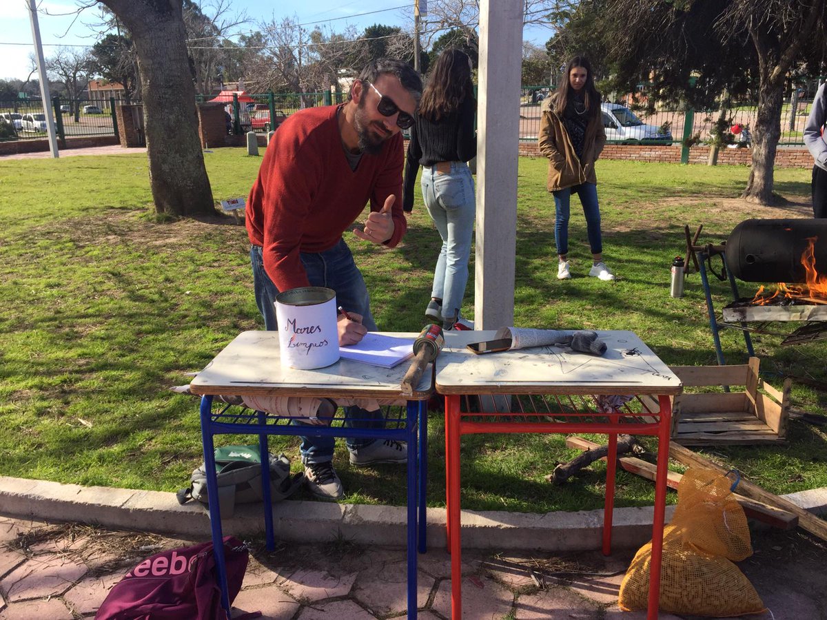 ¡Estrenamos a Frankenstein! 

Muchas gracias a todos los que se arrimaron a comprar su conito de maní. 💛
Todos los fondos son para futuras actividades de #MaresLimpiosPiriapolis. 
Una jornada muy linda que esperamos repetir. 😊