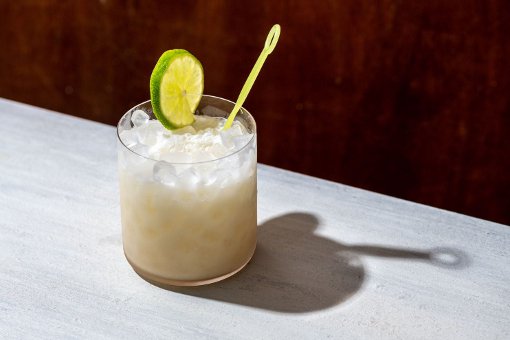 No alcohol, no problem: How to make complex, balanced zero-proof cocktails.  tinyurl.com/y5d59tee