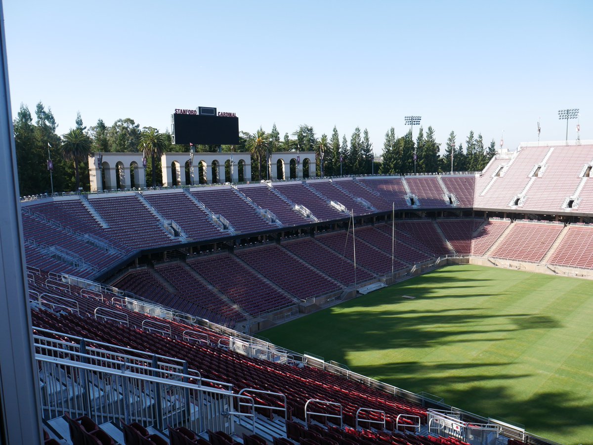 Had an incredible experience at the 2019 #CampbellSummit! Many thanks to the <a href="/NFFNetwork/">National Football Foundation</a>, Mark Flynn, and <a href="/Intuit/">Intuit</a>  for making this such a memorable event. "This is the only event in Silicon Valley you can’t buy a ticket to. You have to earn it" - @IntuitBrad