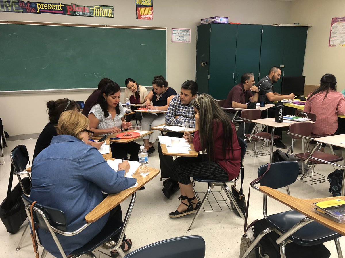 STEMempowers's tweet photo. Had a GREAT, engaging day with @EaglePassISD math and science teachers!! Wishing them a wonderful school year! @ESCRegion20 https://t.co/ahxCkvgMAa