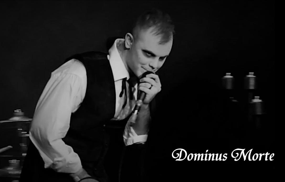 FiendishPhantms's tweet photo. Dominus Morte eyeing up his next victim. #HorrorRock #GothRock #DeathRock #Horrorpunk #WisconsinHorror #FiendishPhantoms #Vampire #Postpunk #rock #Wisconsin https://t.co/0yfHSa8FYM