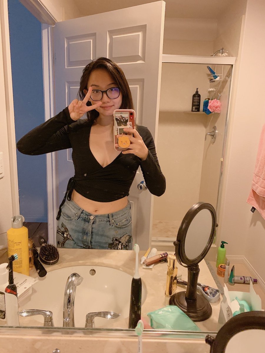 DeenaMoretz's tweet photo. First 50 RT have a surprise for me 😘 check dm’s #rt #nudes #ass #nude #cumtribute #lingerie #amateur #cocktribute #booty #wet #dm #kik #f4f #camgirl #webcam #milf #boob #xxx #porn #tits #boobs #nsfw #kikme #sexy #dating #pussy #panties https://t.co/oC3GF7vqHx
