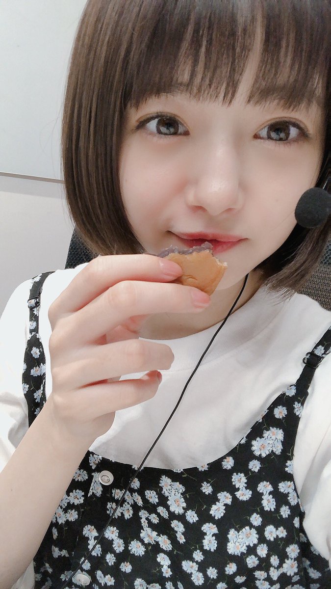 市川美織 Twitterren おはようございます 昨日はフェレット女学院アイドル部のyoutube生放送見てくださった皆様ありがとうございました 胸キュンが凄かったですねぇ 放送後に皆んなで遊んでた時の 大画面に映るやまいちゃんの顔アップがめちゃ可愛いかった