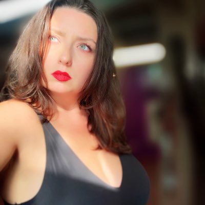 #NewProfilePic https://t.co/1u1agv9ryL<a href="/tag/newprofilepic"class="tags">#NewProfilePic</a>