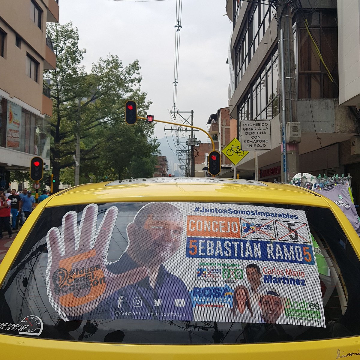 soysebasramos's tweet photo. Cada vez son más los amigos de la Mancha amarilla que nos apoyan. GRACIAS por creer en nosotros
@andresguerraho @RosaAcevedoJ Carlos Mario Martinez y yo 5EBASTIAN RAMO5, conformamos una fórmula con el corazón para Antioquia e Itagüí #VamosConToda 
#SebastianRamos #LaFórmula #CD5 https://t.co/jzbPWVbbXk