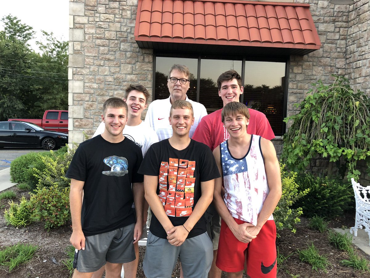 garrett_wickes's tweet photo. One of my best friends and biggest supporter. Love you tuck stay strong https://t.co/0lzsJLmuum