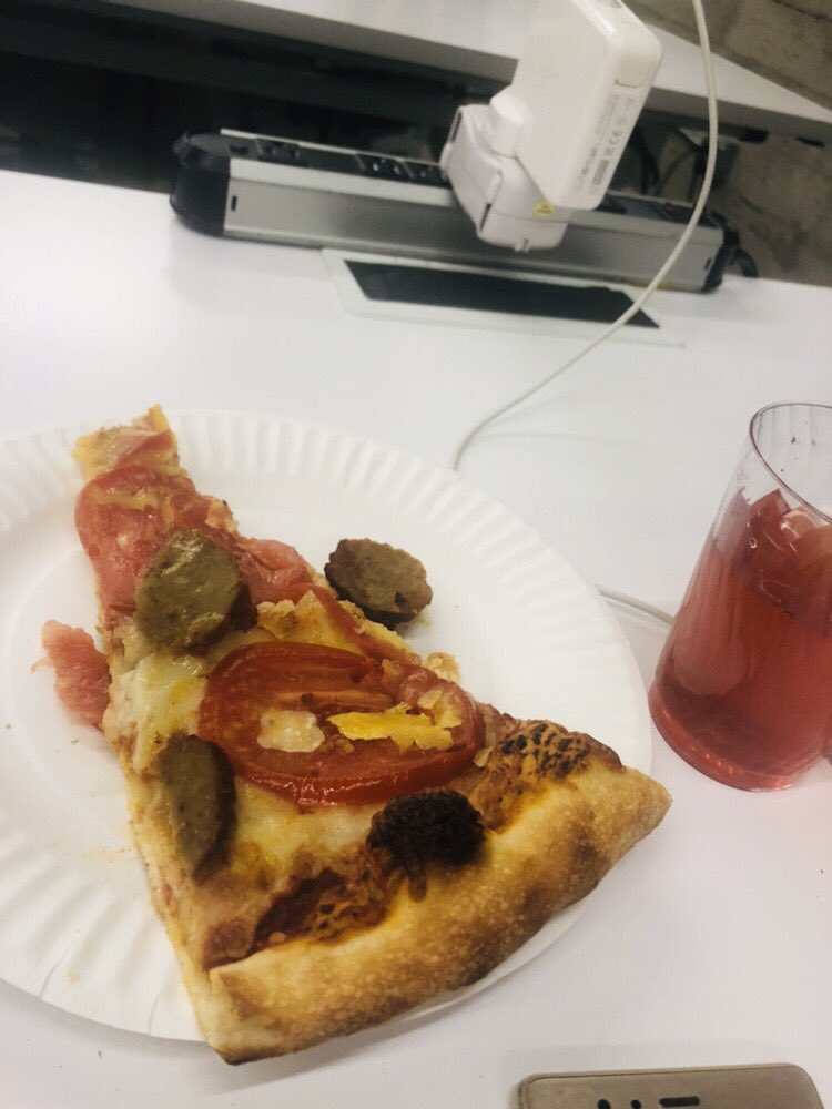 Fae_Gillian's tweet photo. Had a great time at my first JavaScript meetup with @WomenWhoCode. It’s amazing how coming together lessens the load of learning code. Absolutely appreciate Alina the coordinator for being so helpful & of course the pizza 😉!
#ZimGirlsCode https://t.co/9xSOgNNoQZ