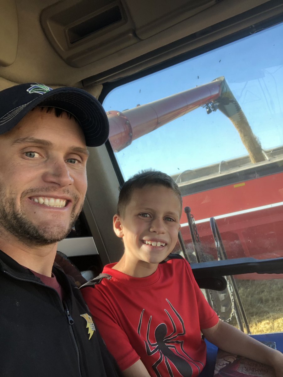 kulmweatherman's tweet image. I had the best help a dad could ask for out on the combine the last couple days for #barley harvest!