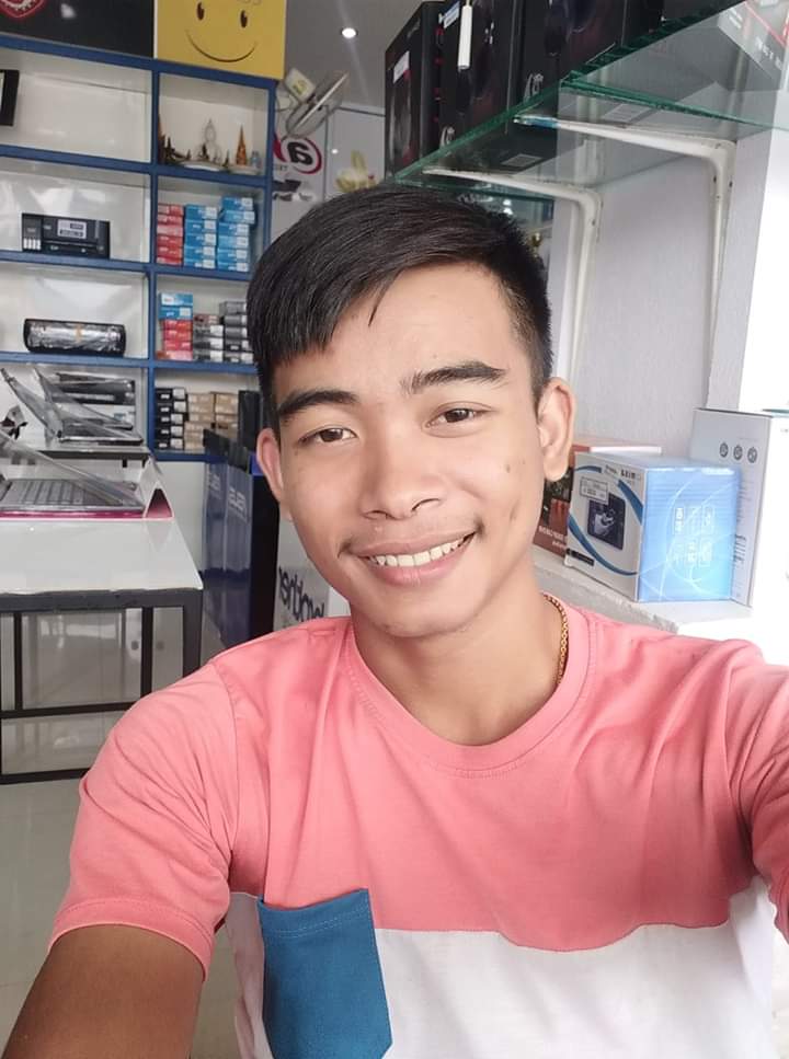 Addy659love's tweet photo. ຢາກຫຼັບ.....ແຕ່ຕ້ອງທຳງານ
ໃຜກະໄດ້ຫາຫຍັງມາໃຫ້ດີ້ແກ້ງ້ວງແດ່ 😊😊😊😊😊 https://t.co/QPmh3koXeQ