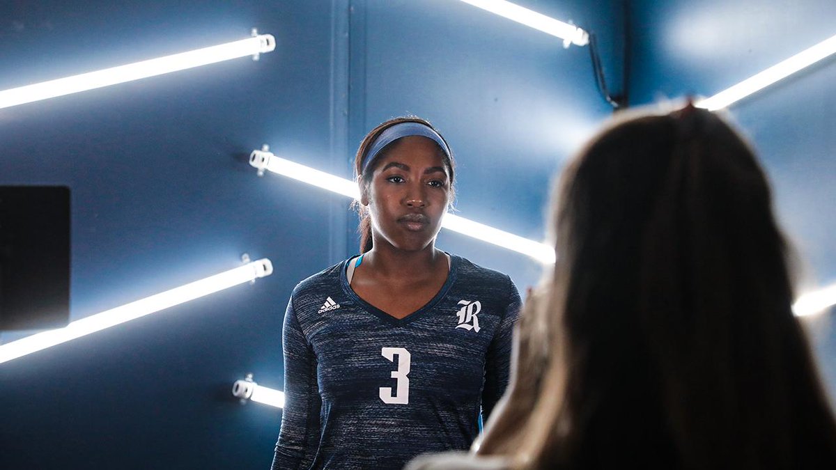 tabithaabrownn's tweet photo. Lights, Camera, Action. 

#GoOwls👐 https://t.co/UX01X2mxO5