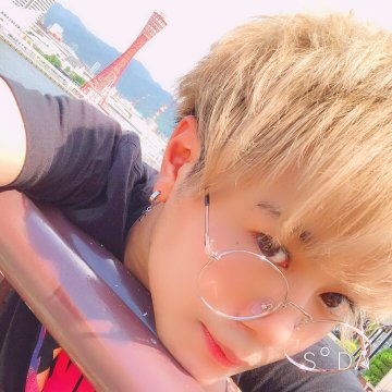 こたつ フォーエイト の鼻の整形疑惑について 過去の動画や画像で比較 Net Sea ネッシー