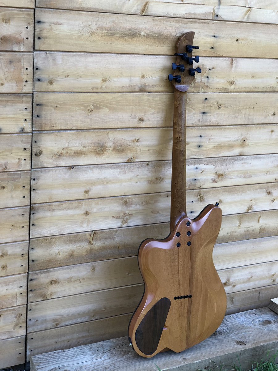 SMP_Guitars's tweet photo. New Ichor just finished up heading over to Tennessee 🇺🇸 for one amazing player.

#smpguitars #ichor #bareknucklepickups #roastedmaple #clarowalnut #birdseyemaple #guitar #guitarist #guitarbuilder #luthier #ukguitarbuilder https://t.co/42qvwBlmAl