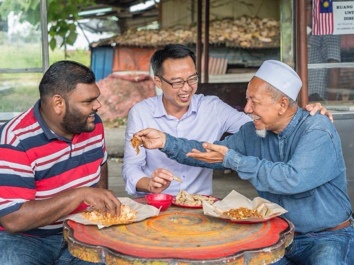 WanKunZaeem's tweet photo. @anwaribrahim semarakkan perpaduan #JomPerpaduan #SayangiMalaysiaku https://t.co/3xiEkrIkAT