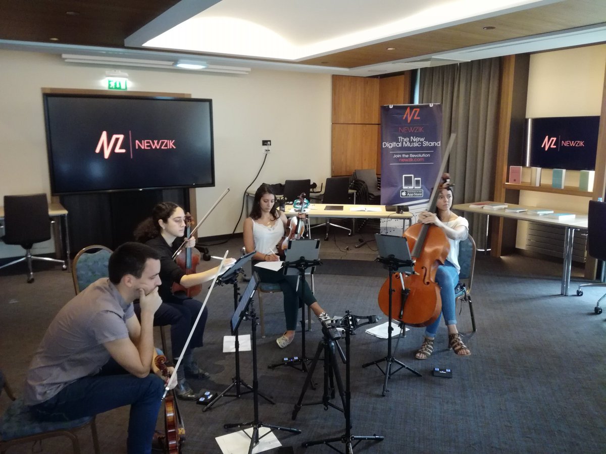 EuropeanCreati1's tweet photo. Présentation de #Newzik en cours !
@Newzik_App
#eca19 #imperialpalace #imperialannecyfestival
@ImperialAnnecy https://t.co/Har3HnWKsk