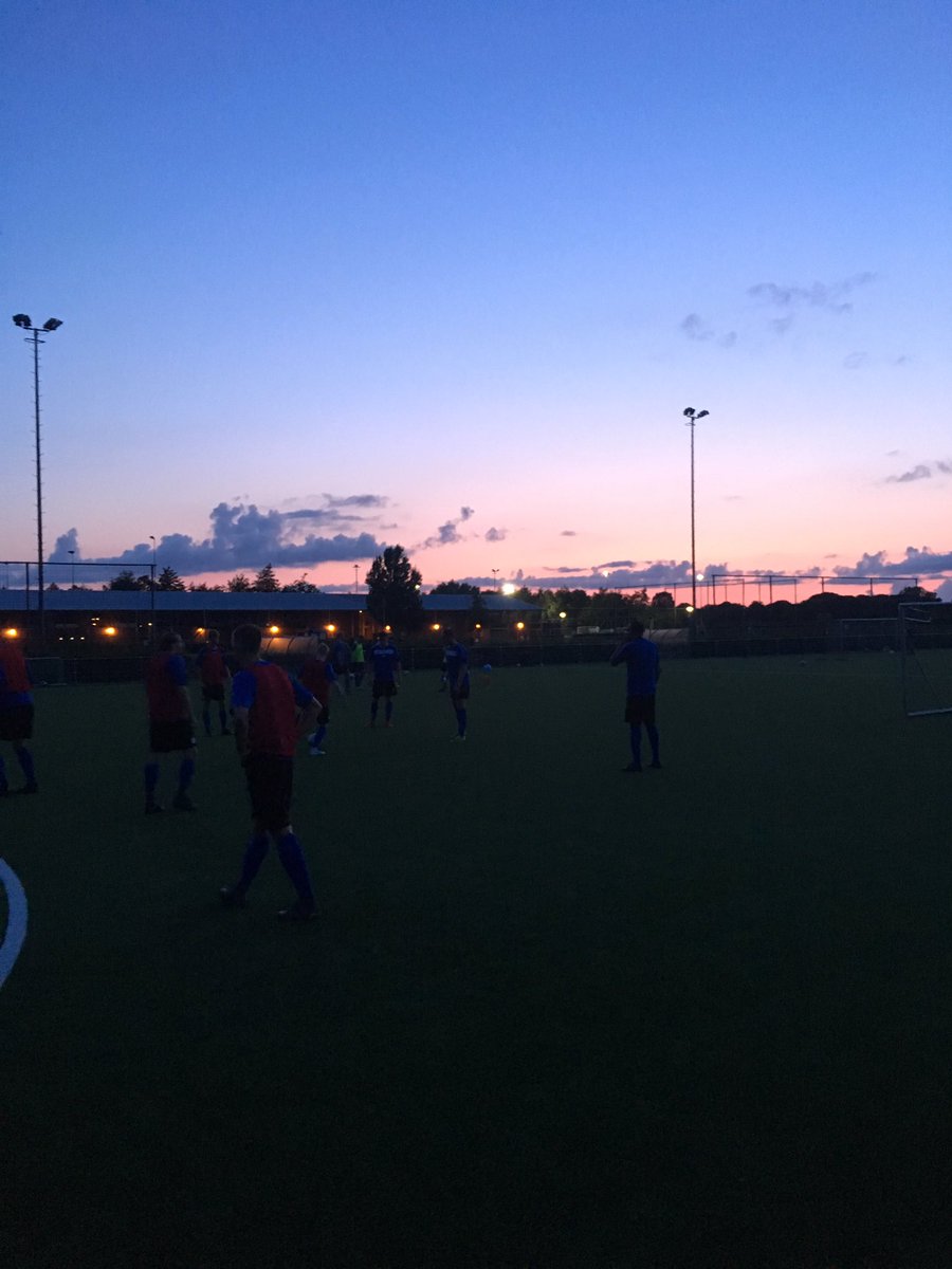 basveldman's tweet photo. #polarteampro kunnen inzetten bij training @gvav met dank aan @nijlandrick @Sportstudies
Hopelijk ‘vergeet’ @Sport050 niet opnieuw de lichten goed in te stellen, zodat we de training ook kunnen afmaken @AartsFokko https://t.co/2nolblpyZo