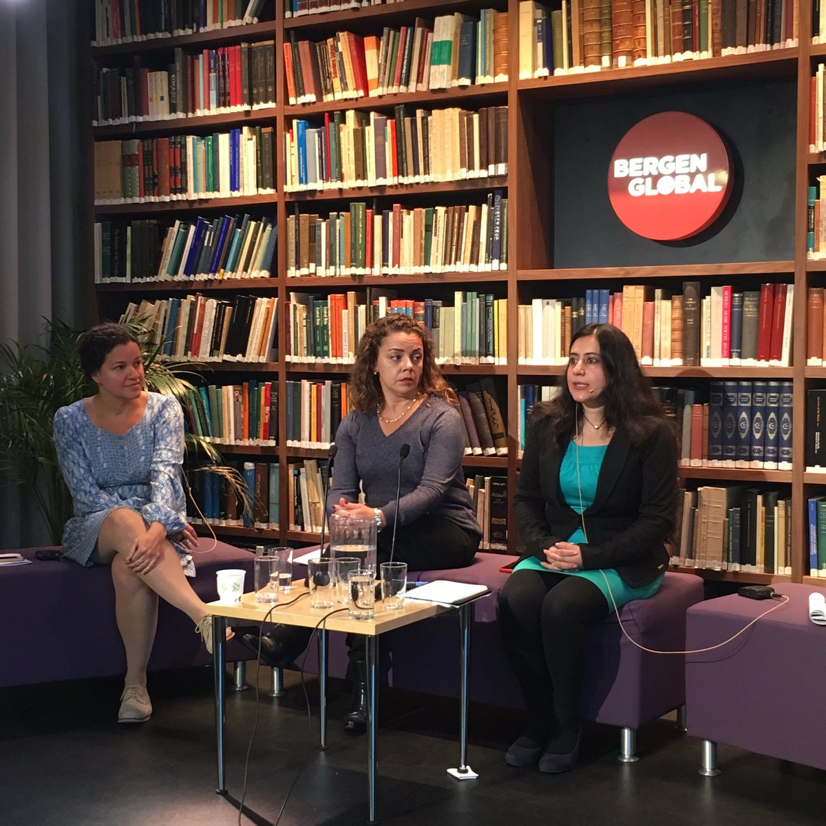 LawTransform's tweet photo. Hearing about country cases from the water rights project team Evelyn Villareal on Costa Rica, Namita Wahi on India and Lara Côrtes on Brazil @cmi_no @evillane #beex2019 https://t.co/skJnj5XTDT