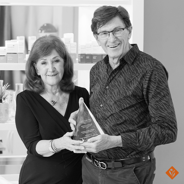 Thanks Aesthetic Everything® for acknowledging Environ as the “Top Medical Skin Care” company, for the second consecutive year! #EnvironSkinCare #DrDesFernandes #AestheticEverythingAwards

Read more here: bit.ly/30p9OaW