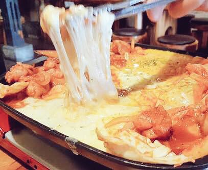 k_dorama77's tweet photo. チーズタッカルビ😍💖💖💖

 #食べたい人>>>>RT❤️ # https://t.co/3LVSKEvjR0