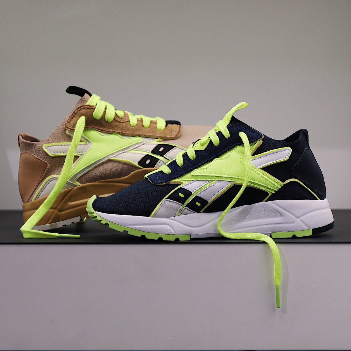 Nubian イギリス発祥の世界的スポーツブランド Reebok と イギリスの歌手 モデル ファッションデザイナーとして知られる Victoria Beckham がタッグを組んだ Reebok Vb から 履き心地はもちろん 耐久性やグリップ力などタフさも煌るファッショナブル