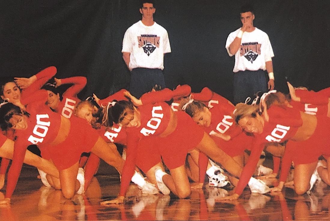 utmalumni's tweet photo. Showing off! The sisters of Alpha Omicron Pi show off their moves to the crowd on this #WaybackWednesday at the 1997 Pyramid! https://t.co/7kY0QeyBLL
