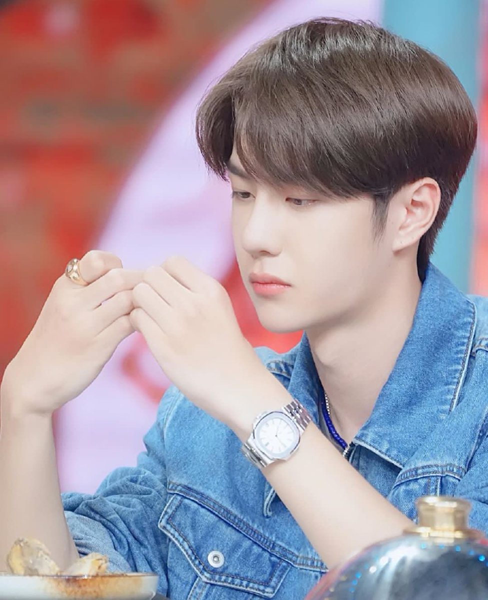 _earthqq's tweet photo. เพิ่งเล่นครับหาทุกอย่างงงง

Rt   - ff
💙 - dm

#ยืมเมจforsex #บอท #บอทใหม่ https://t.co/qZmpMLGw7d