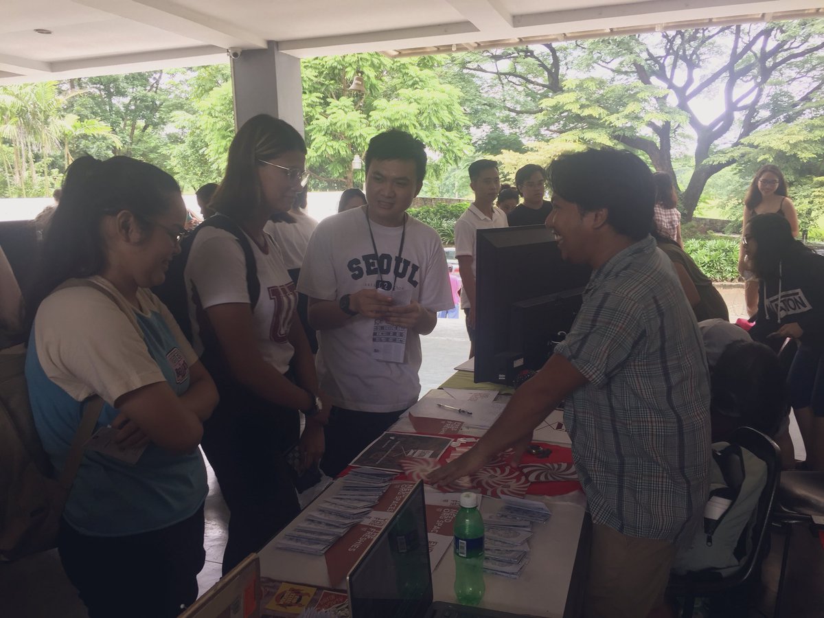up_cinema's tweet photo. magkakaalaman na naman ng kapalaran dito sa #OrgWatch sa Media Center

nandito lang kami hanggang bukas daan kayo https://t.co/96YX0VnDKZ